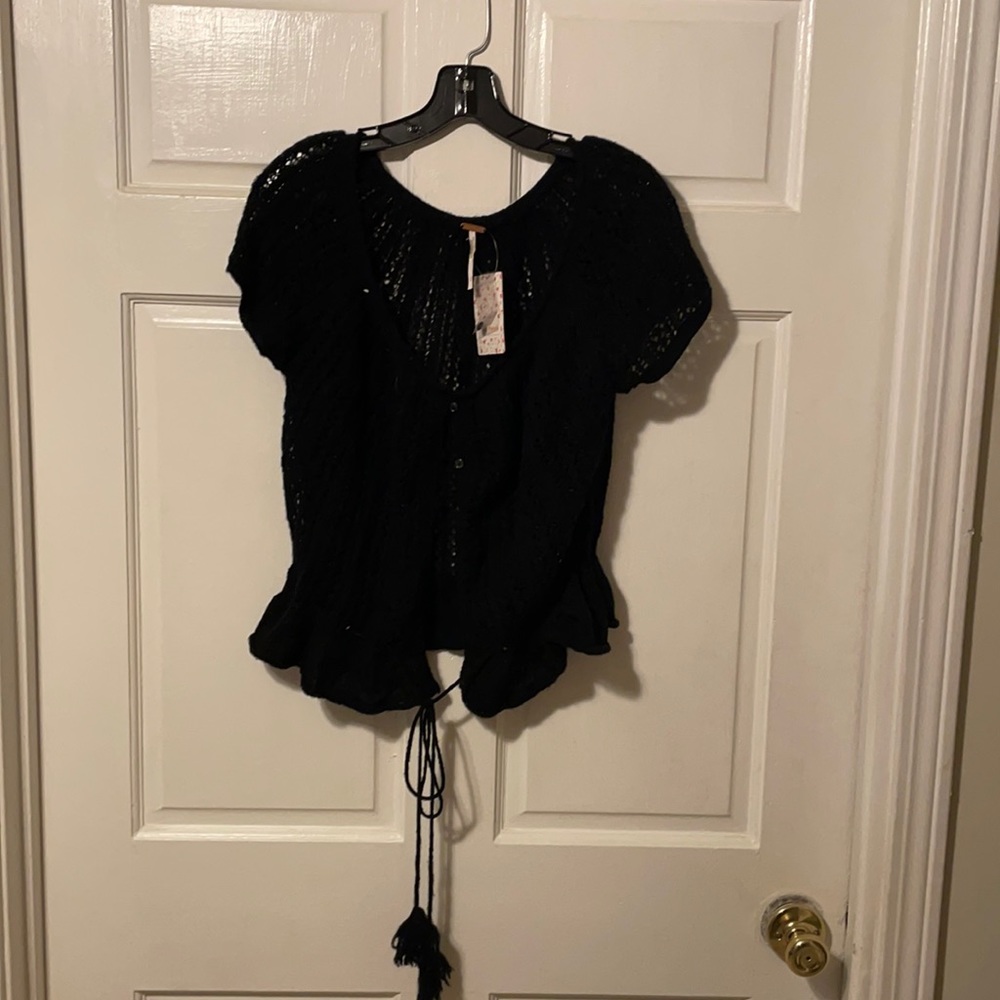 BRAND NEW Women’s Free People mini sweater, LARGE